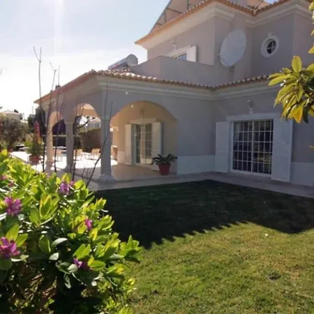Luxury Jose With Swimming Pool קווארטיירה