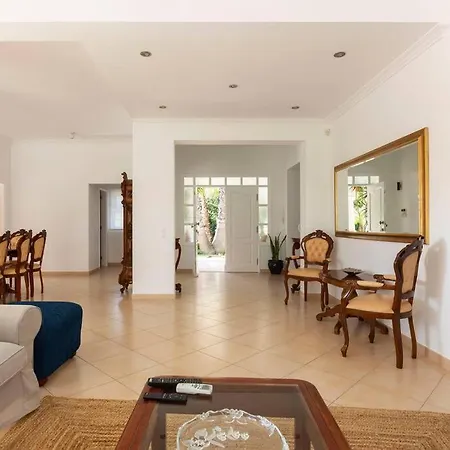 וילה Luxury Jose With Swimming Pool *